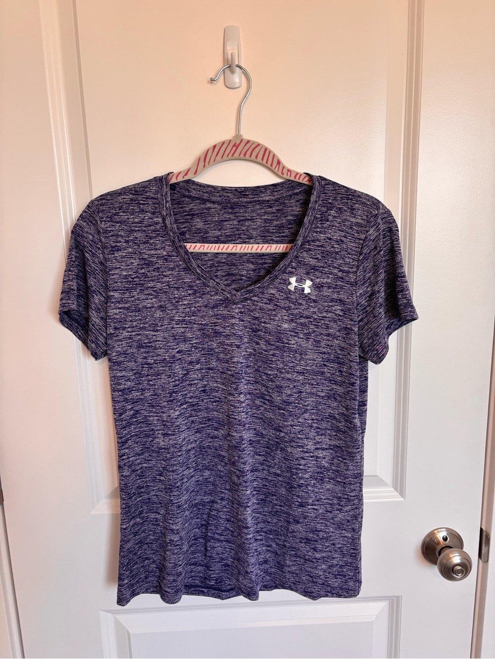 Under Armour Purple Heathered V-Neck Performance Tee